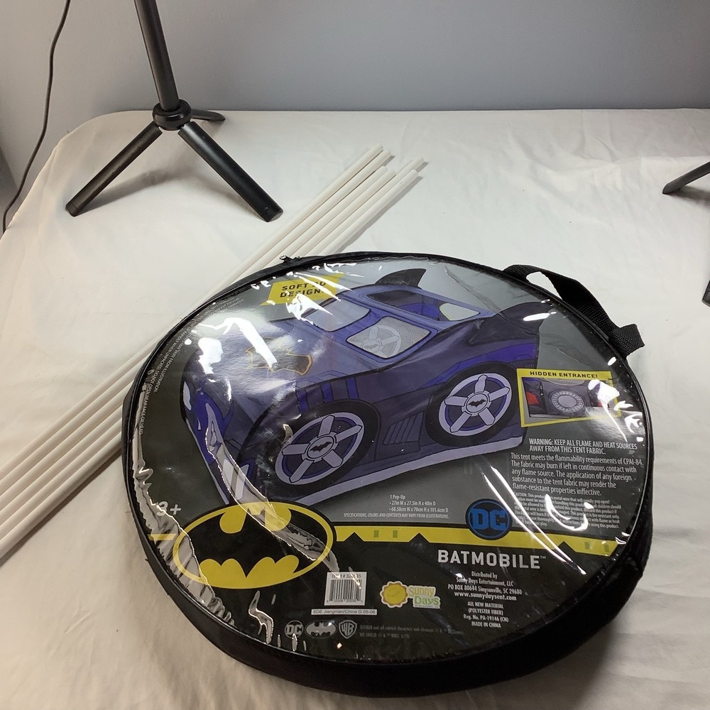 DC Comics Batman Batmobile Play Tent for Kids